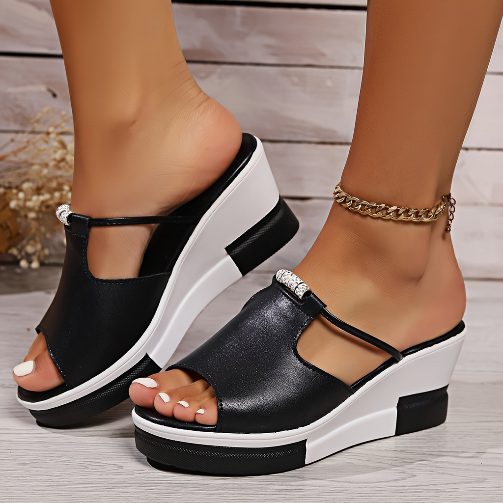 【Korlátozott ideig 50% kedvezmény!】【36-43】Női valódi bőr magasságnövelő platform szandál