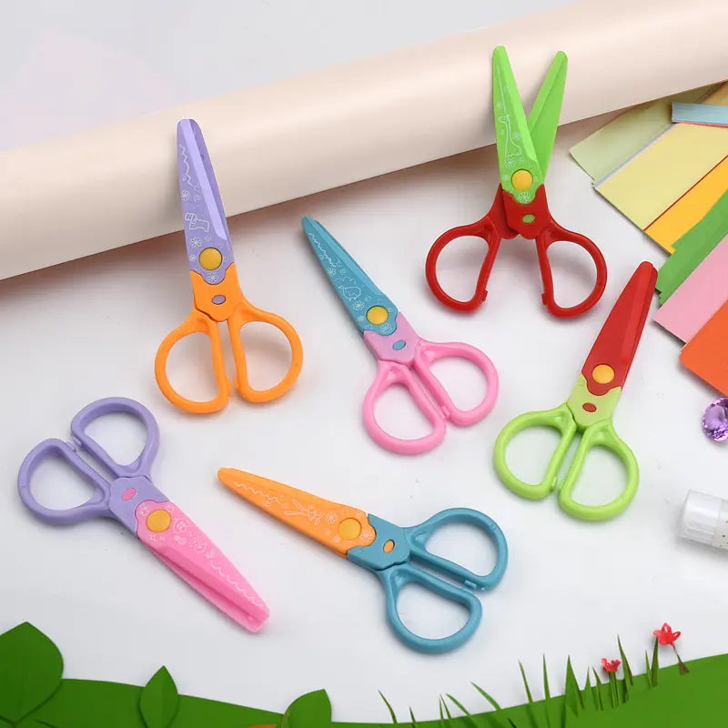 🥰【6 darab - 6 különböző forma】Csak 22 euró✂️🌈Biztonsági olló gyerekeknek (saját kezű építkezéshez)